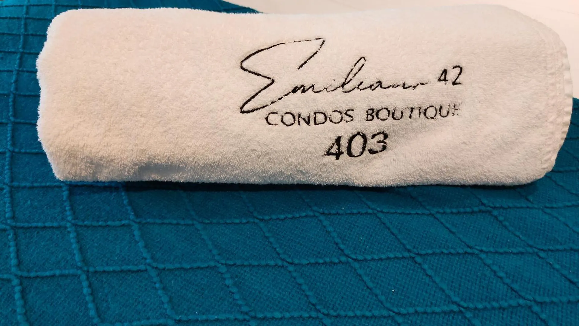 Emiliano 42 Condos Boutique Playa del Carmen Meksika
