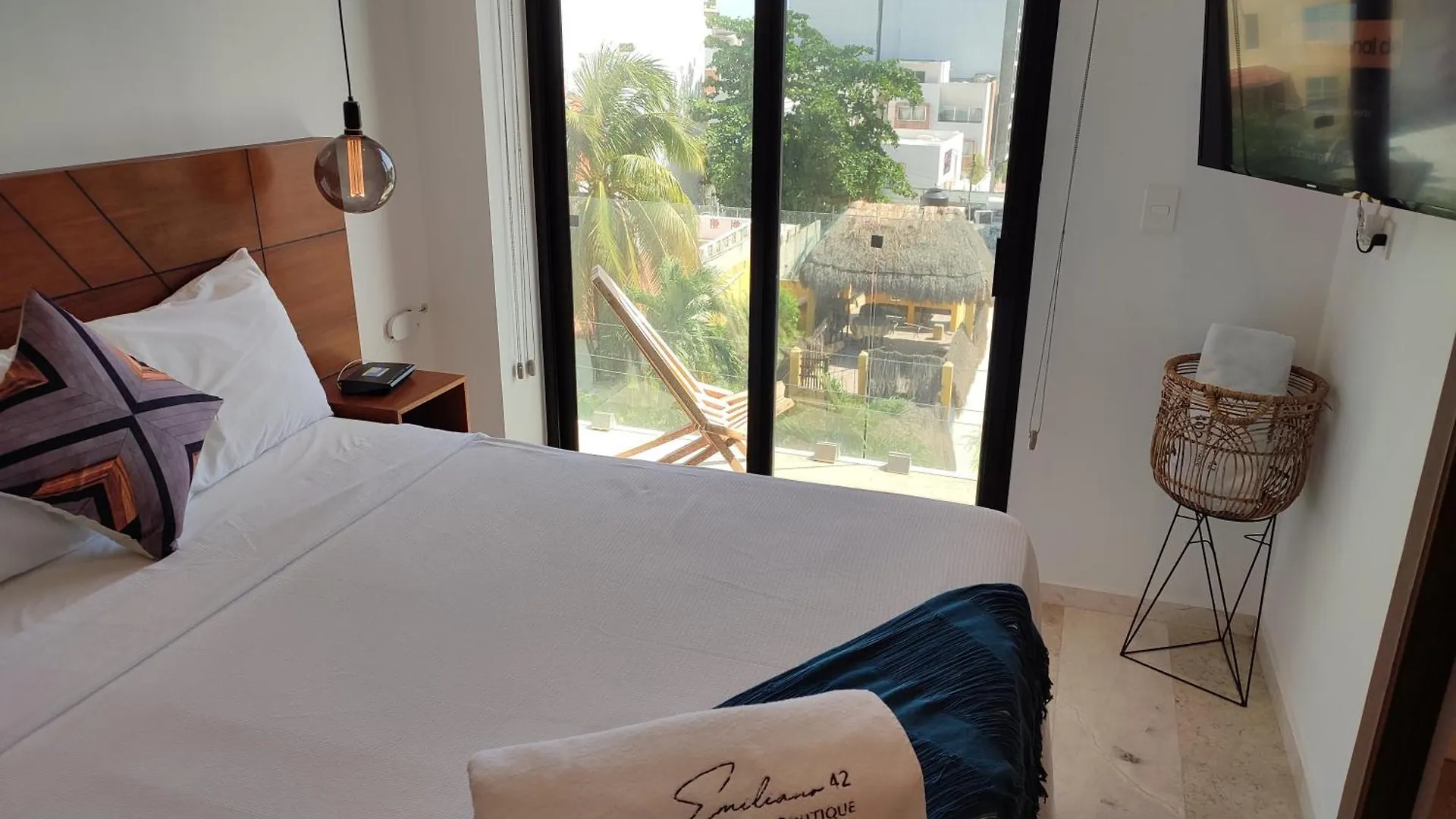 Apart Otel Emiliano 42 Condos Boutique Playa del Carmen