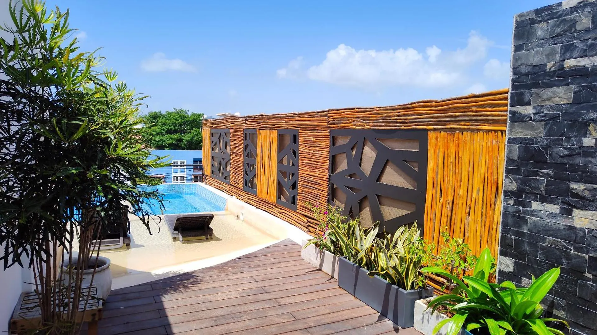 Apart Otel Emiliano 42 Condos Boutique Playa del Carmen